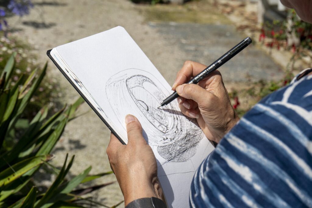 Barbara Hepworth's Garden visit by students on Hilary-Jean-Gibson's Three day painting course